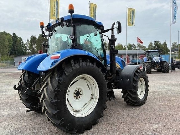 New Holland T 6070 Elite 4 of 10