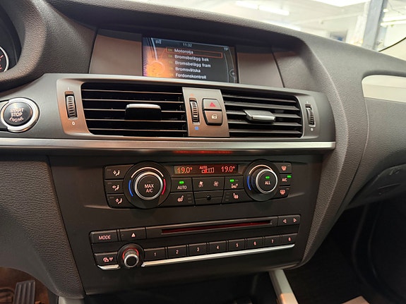 BMW X3 28 of 30