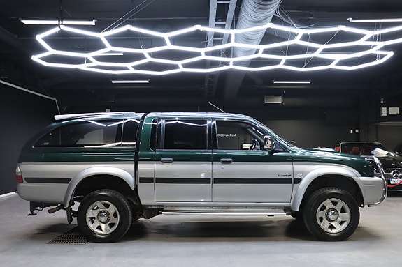 Mitsubishi L200 4 of 18