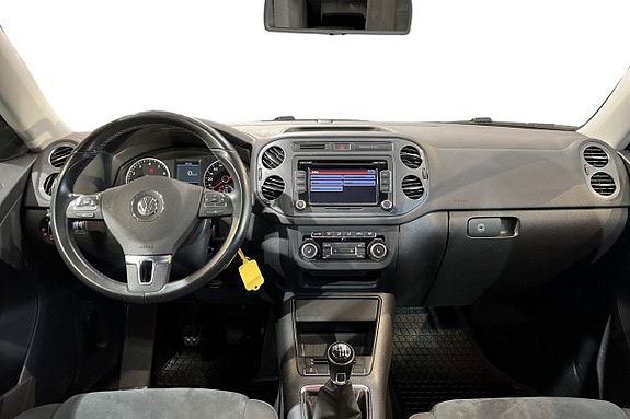 Volkswagen Tiguan 12 of 24