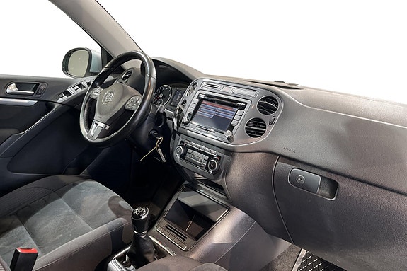 Volkswagen Tiguan 16 of 24