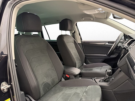 Volkswagen Tiguan 26 of 30