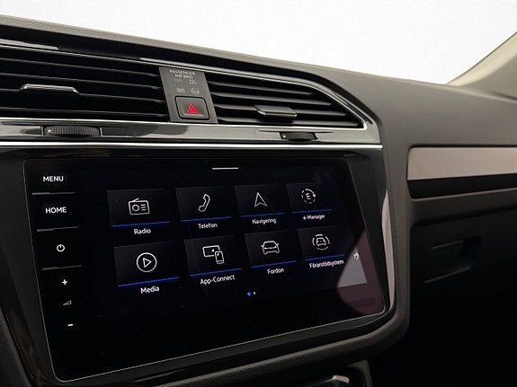 Volkswagen Tiguan 23 of 30