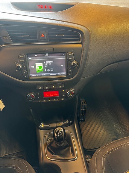 Kia Ceed 11 of 15