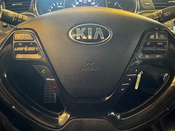 Kia Ceed 9 of 15