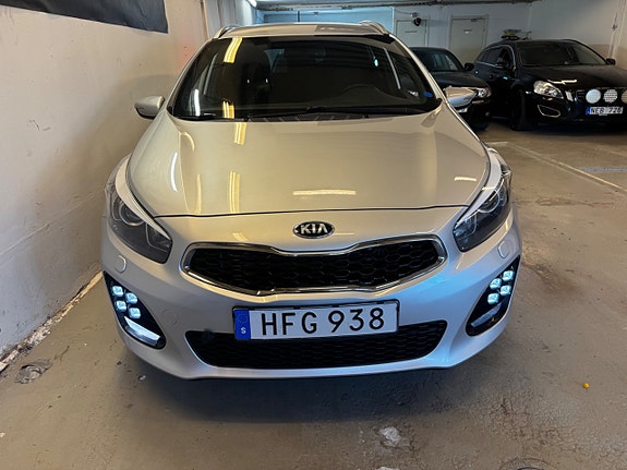 Kia Ceed 2 of 15
