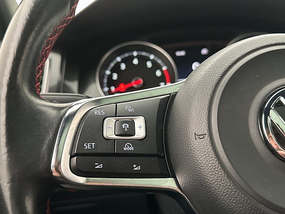 Volkswagen Golf I 16 of 30