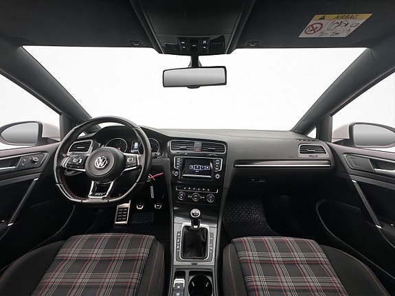 Volkswagen Golf I 14 of 30