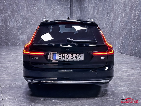 Volvo V90 6 of 27