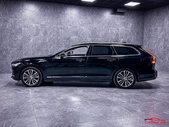 Volvo V90 4 of 27