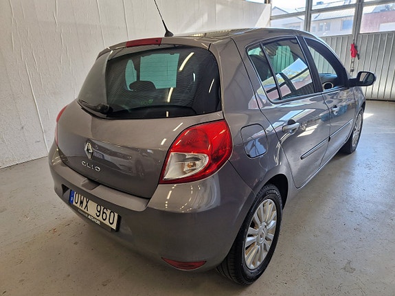 Renault Clio 3 of 16