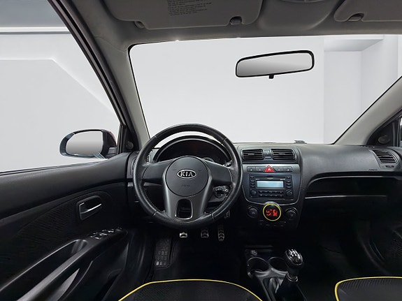 Kia Picanto 11 of 14