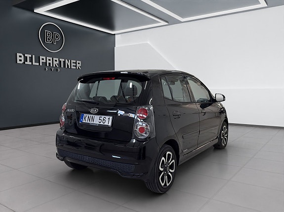 Kia Picanto 5 of 14