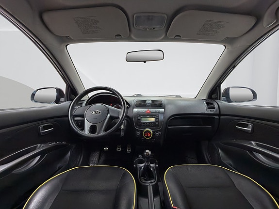 Kia Picanto 10 of 14