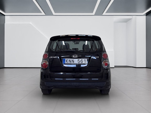 Kia Picanto 6 of 14