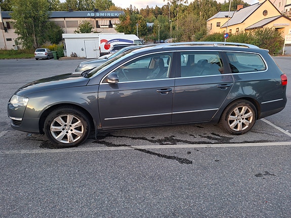 Volkswagen Passat 6 of 10