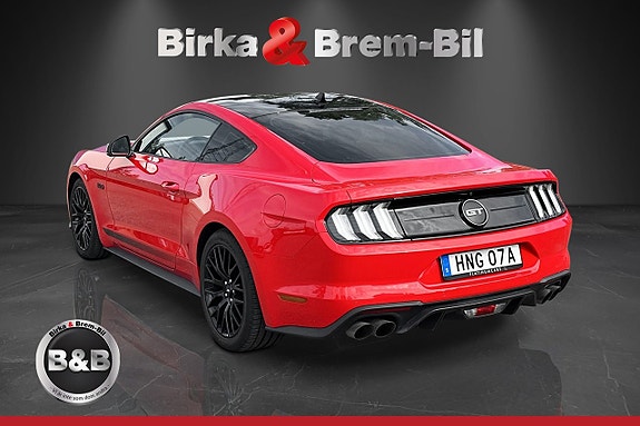 Ford Mustang 11 of 18