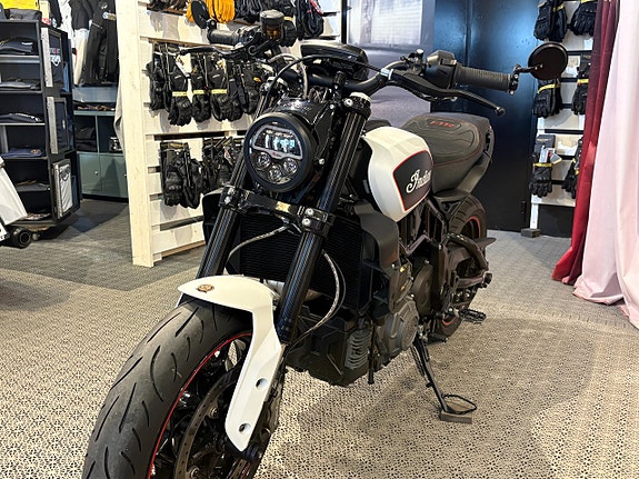 Indian FTR 1200 S 9 of 14