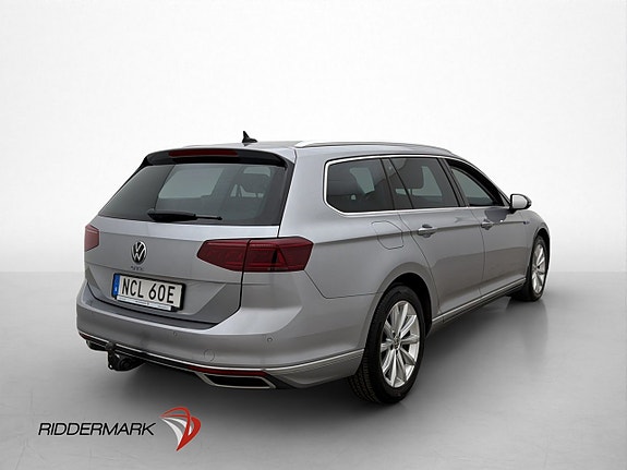 Volkswagen Passat 8 of 30