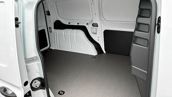 Ford Transit Connect 5 of 10