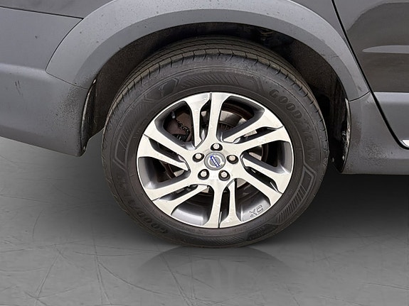 Volvo XC70 27 of 30