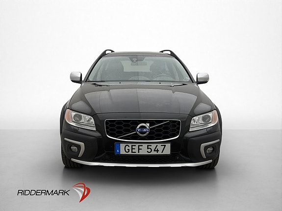Volvo XC70 2 of 30