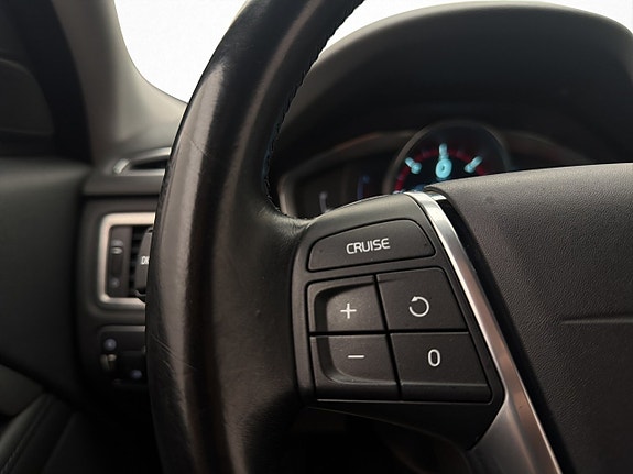Volvo XC70 16 of 30