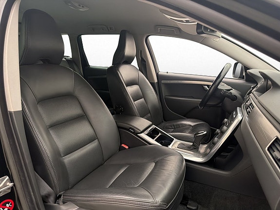 Volvo XC70 24 of 30