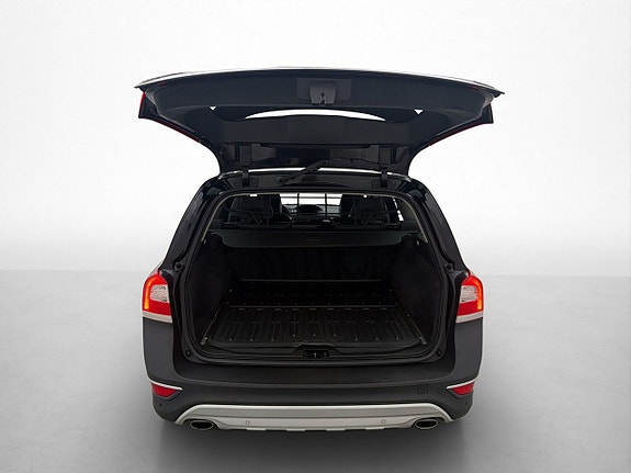 Volvo XC70 26 of 30