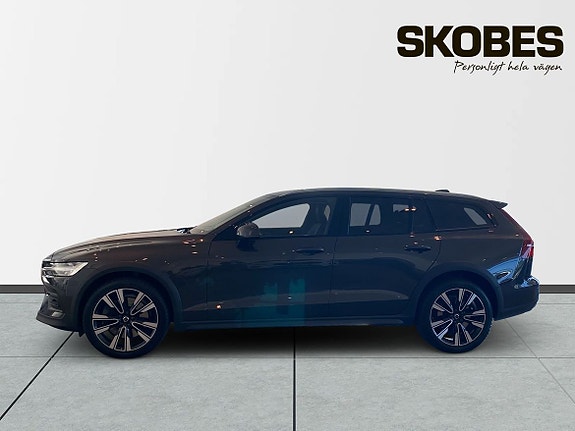 Volvo V60 Cross Country 5 of 23
