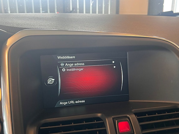 Volvo XC60 13 of 16
