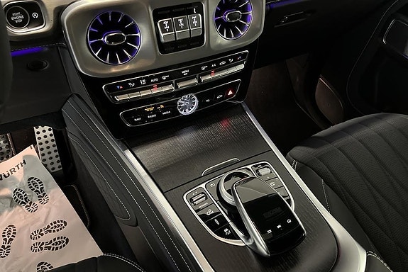 Mercedes-Benz G63 12 of 14