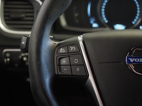 Volvo V60 22 of 25