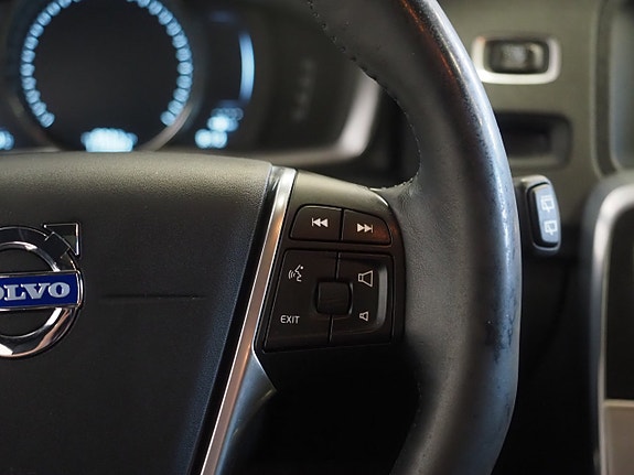 Volvo V60 23 of 25