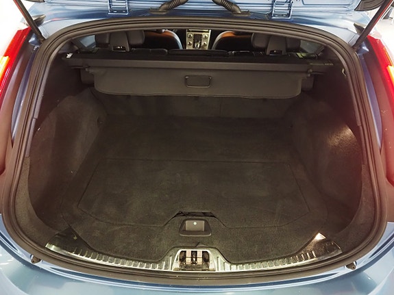 Volvo V60 19 of 25
