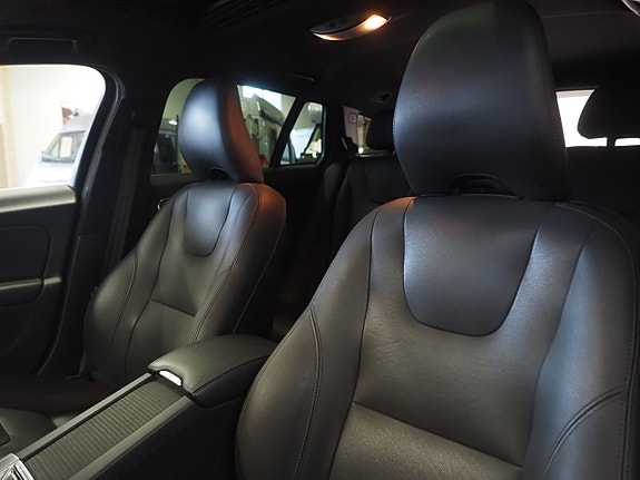Volvo V60 17 of 25