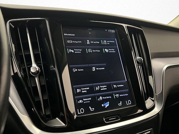 Volvo V60 22 of 30