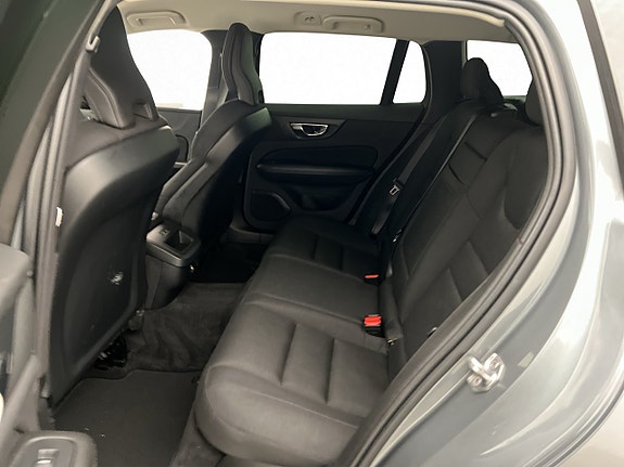 Volvo V60 28 of 30