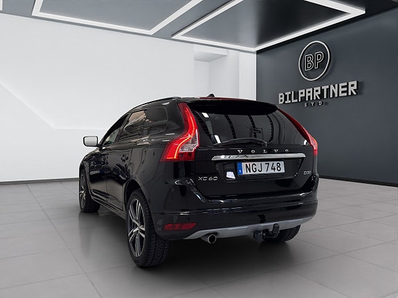 Volvo XC60 6 of 18
