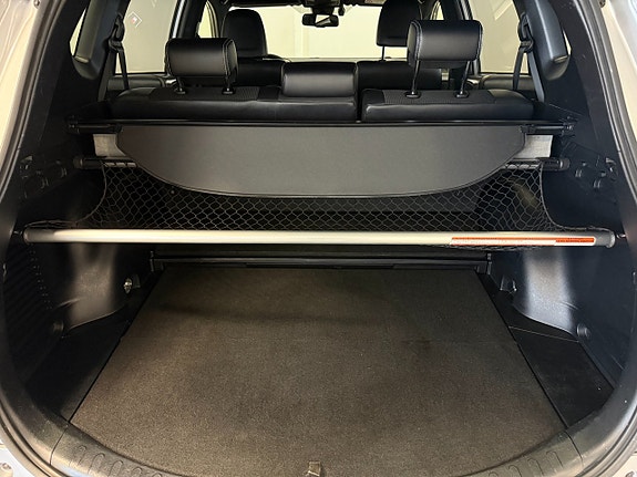 Toyota RAV4 12 of 15