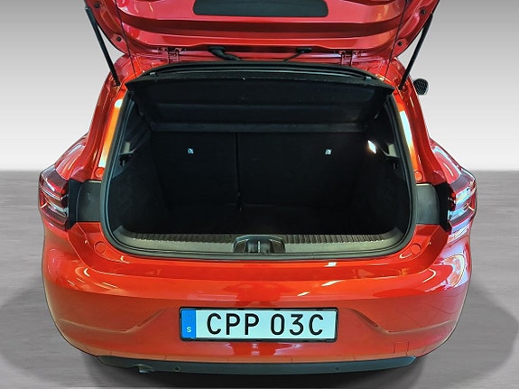 Renault Clio 9 of 10