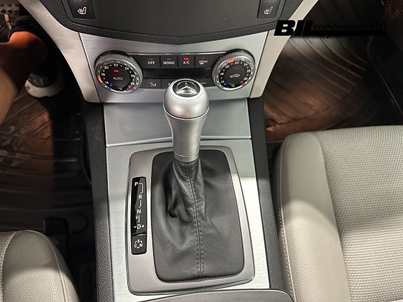 Mercedes-Benz C180 12 of 18