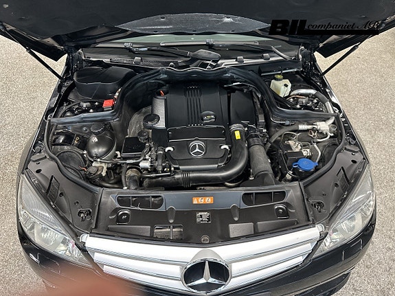 Mercedes-Benz C180 16 of 18