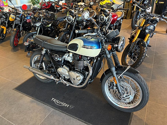 Triumph Triumph Bonneville T120 - Aegean Blue 2 of 3
