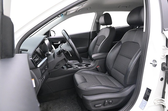 Kia Niro 10 of 27