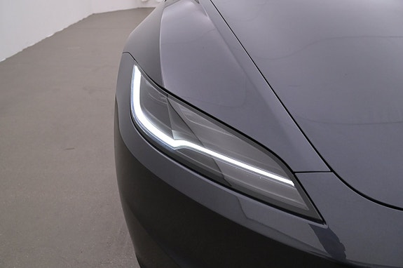Tesla Model 3 26 of 27