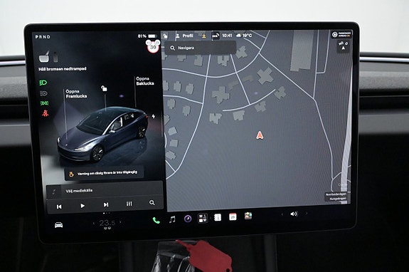 Tesla Model 3 18 of 27