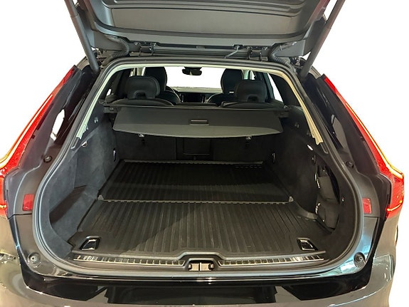 Volvo V90 14 of 16