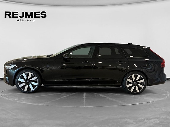 Volvo V90 3 of 16