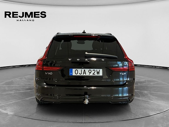 Volvo V90 8 of 16
